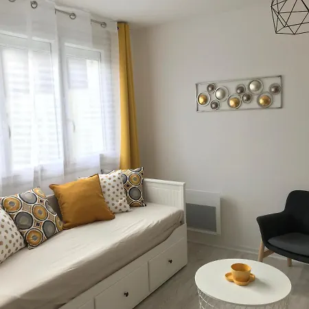 F2 Renove En 2019 A 350m De La Plage * Donville-les-Bains